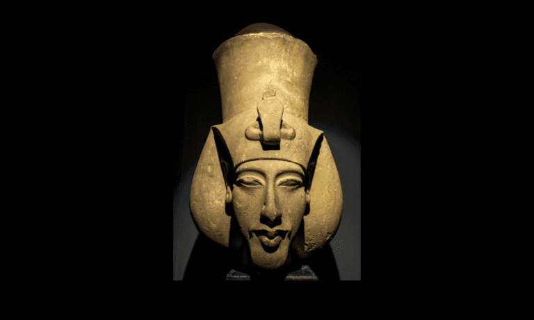 Queering the Past: Akhenaten’s Gender Identity